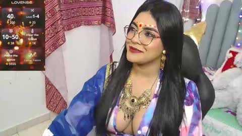 Laskhmirani online show from 11/26/25, 07:37