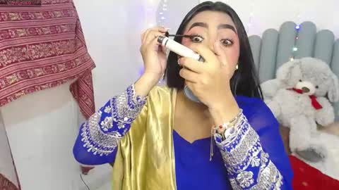 Laskhmirani online show from 04/10/26, 12:10