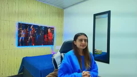 Snapshot of lala_clark chatting on 01/15/26, 08:23 Lala clark online show from 01/15/26, 08:23