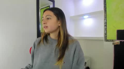 Snapshot of lala_clark chatting on 02/03/26, 08:36 Lala clark online show from 02/03/26, 08:36