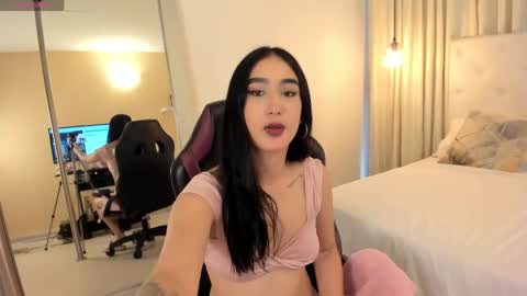 lala_demon online show from 04/06/26, 12:17