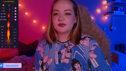 Snapshot of lala_loulou chatting on 01/05/25, 05:09 Nicky online show from 01/05/25, 05:09