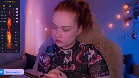 Snapshot of lala_loulou chatting on 02/23/25, 09:33 Nicky online show from 02/23/25, 09:33