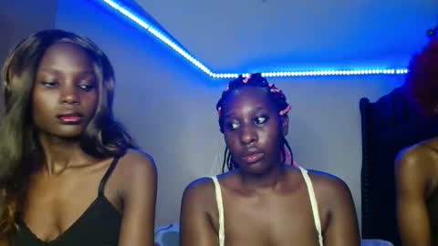 Lalisa online show from 04/15/26, 09:15