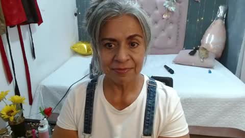 Snapshot of lalisha_96 chatting on 05/10/26, 01:55 lalisha online show from 05/10/26, 01:55