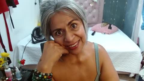 Snapshot of lalisha_96 chatting on 05/15/26, 11:12 lalisha online show from 05/15/26, 11:12