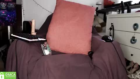 Lola online show from 02/05/26, 08:19