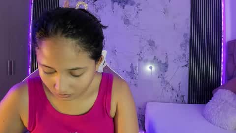 Laura online show from 10/16/25, 12:17