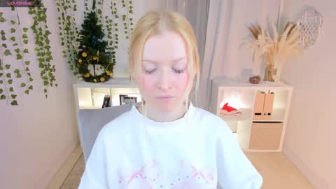 Laly online show from 01/09/25, 07:40