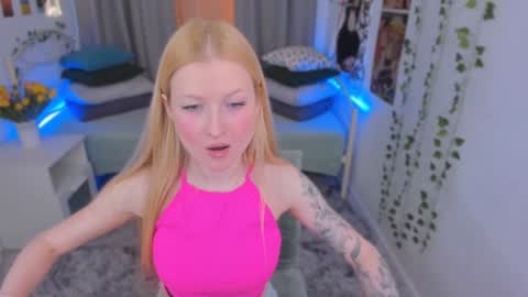 Laly online show from 01/12/25, 03:46