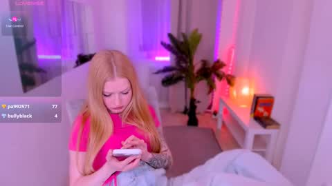 Laly online show from 03/09/25, 07:37