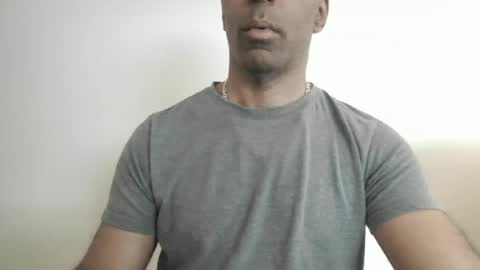 Snapshot of lamanta72hot chatting on 06/17/26, 02:40 lamanta72hot online show from 06/17/26, 02:40