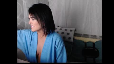 Snapshot of lamarrsvisions chatting on 01/13/25, 12:09 Nikki LaMarr online show from 01/13/25, 12:09