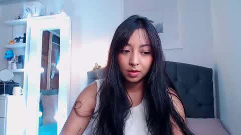 Isabella online show from 11/30/25, 03:05