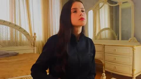 Snapshot of lamonicaptak chatting on 05/06/26, 03:24 Emily online show from 05/06/26, 03:24