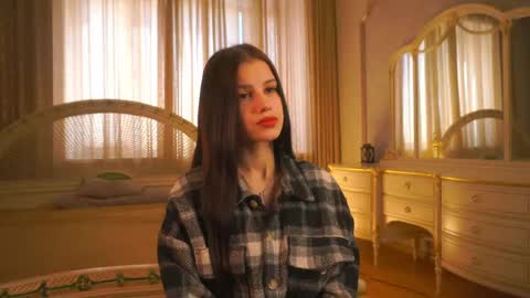 Snapshot of lamonicaptak chatting on 05/11/26, 03:01 Emily online show from 05/11/26, 03:01