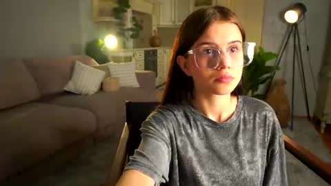 Snapshot of lamonicaptak chatting on 07/03/26, 03:02 Emily online show from 07/03/26, 03:02