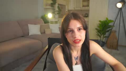 Snapshot of lamonicaptak chatting on 07/05/26, 04:19 Emily online show from 07/05/26, 04:19