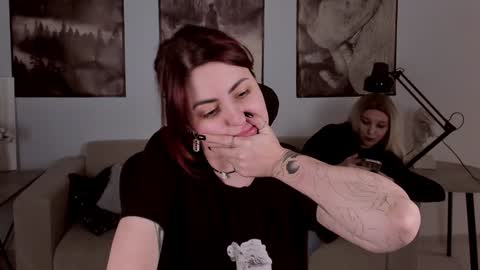 just call me Lana  and her security online show from 12/21/24, 02:15