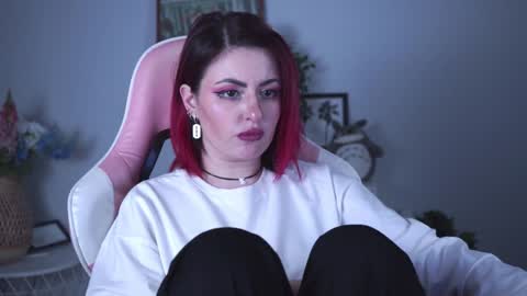 just call me Lana  and her security online show from 01/18/25, 05:48