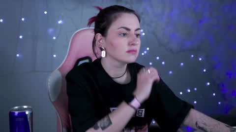 just call me Lana  and her security online show from 01/26/25, 11:06