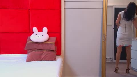 LanaBanner online show from 11/10/25, 06:01