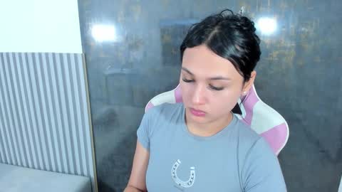 Snapshot of lana_boomer chatting on 10/10/25, 08:19 Lana online show from 10/10/25, 08:19