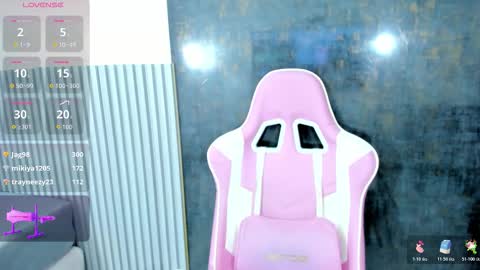 Lana online show from 11/22/25, 07:57