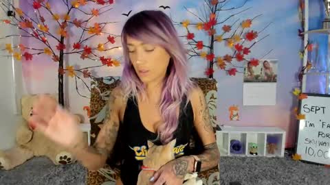 Snapshot of lana_del_bae chatting on 09/16/25, 01:39 Lana Del Bae online show from 09/16/25, 01:39