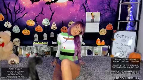 Snapshot of lana_del_bae chatting on 10/28/25, 02:04 Lana Del Bae online show from 10/28/25, 02:04