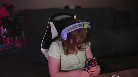 Kay online show from 04/17/26, 06:55