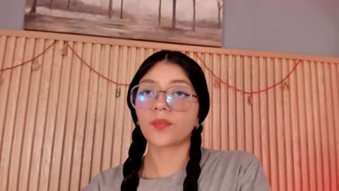 ... .          . ... online show from 12/20/25, 01:51