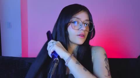 ... .          . ... online show from 03/24/26, 01:27