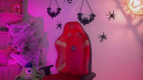 Lana online show from 10/08/25, 12:58