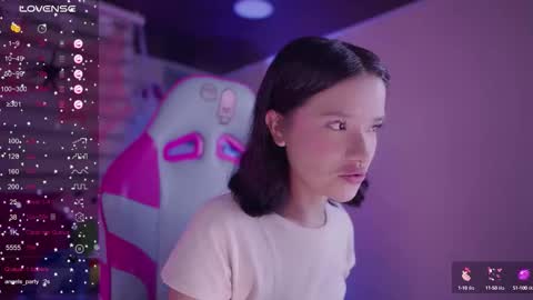 Lana online show from 10/15/25, 12:44