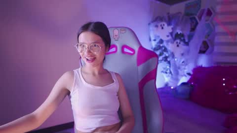 Lana online show from 10/21/25, 01:17