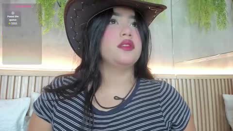 lana_lann online show from 11/29/25, 12:08