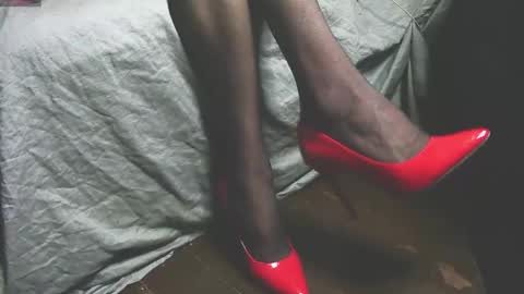 lana_legs53 online show from 11/24/25, 07:08