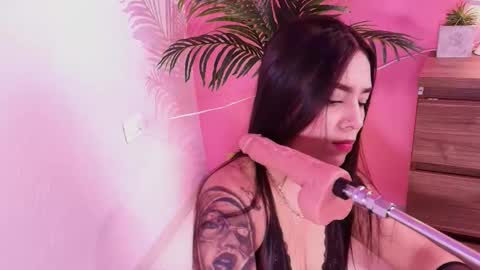 LANA online show from 11/21/25, 04:00