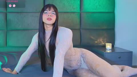 valentino moon online show from 05/29/26, 01:47