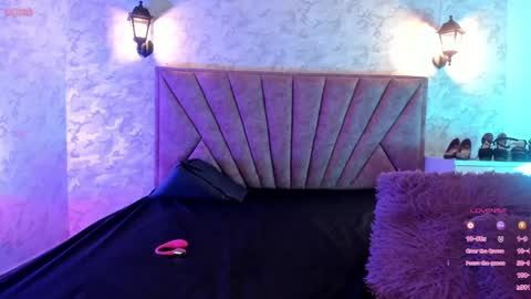 Angel  IG  online show from 04/11/26, 12:48