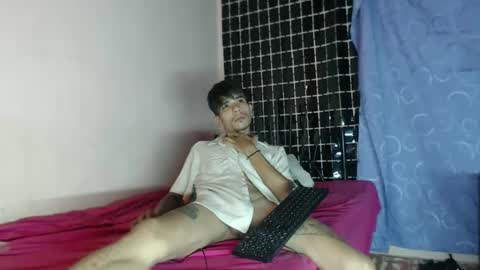 lana_robertt online show from 01/05/25, 11:04