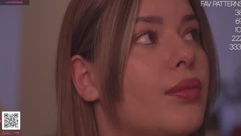 Snapshot of lana_rosy chatting on 01/18/25, 07:07 Alana online show from 01/18/25, 07:07