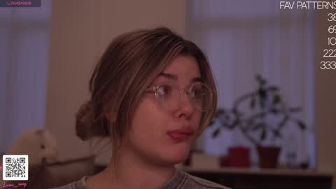 Snapshot of lana_rosy chatting on 01/19/25, 07:15 Alana online show from 01/19/25, 07:15