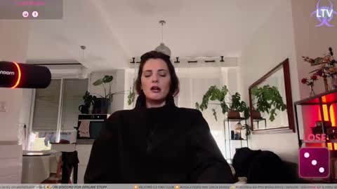 Lana The Virus online show from 11/07/25, 01:11