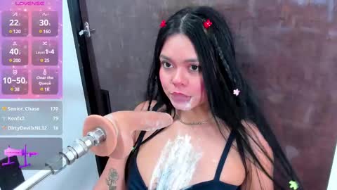 Lana online show from 02/11/25, 06:11