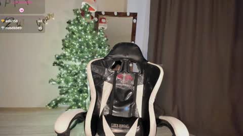 Lana online show from 01/17/25, 12:10