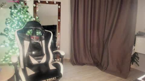 Lana online show from 02/05/25, 07:31