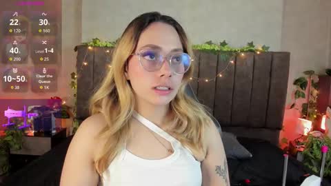 Lana online show from 03/22/26, 05:11