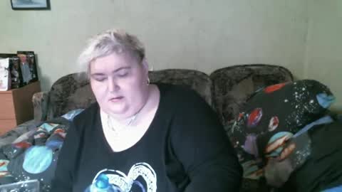Snapshot of lanacat555 chatting on 02/02/25, 03:39 lanacat555 online show from 02/02/25, 03:39